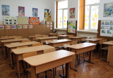 Maximum 40 de absențe motivate pentru elevi – Ce prevede noul proiect pentru chiulangii